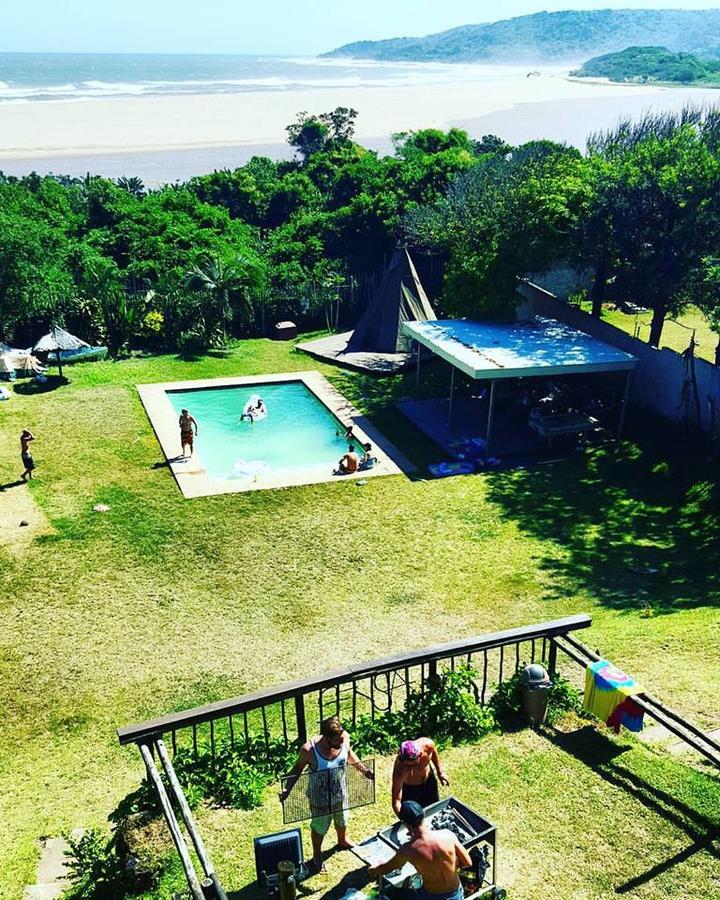 Sensayuma Backpackers Hostel Tugela Mouth Buitenkant foto